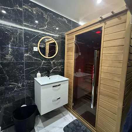Gold By L Amaryllis I Jacuzzi & Sauna Prive I Centre Arrivee Autonome Apartment