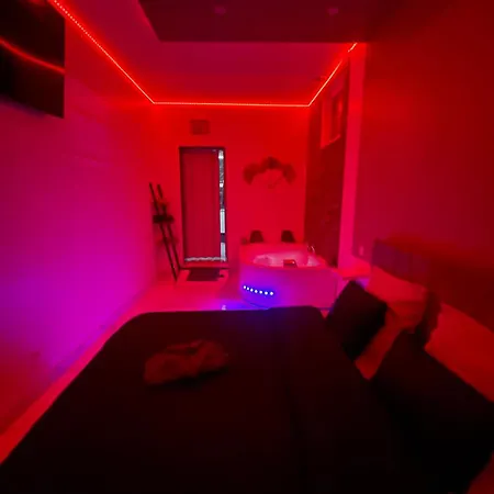 Appartement Gold L Amaryllis I Jacuzzi & Sauna Prive I Centre Arrivee Autonome Béziers