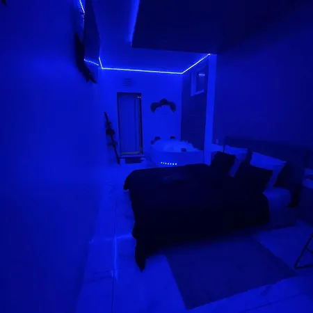 Suite Gold Jacuzzi & Sauna Prive I Centre Beziers Arrivee Autonome 24H24 公寓 *